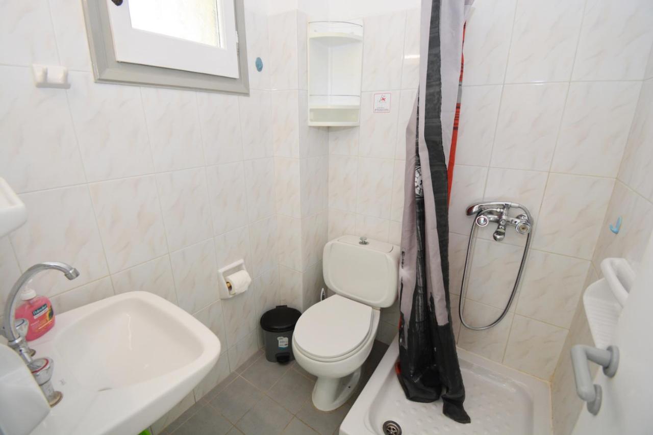Dolphin Apt & Studios -Next To The Beach Roda  Luaran gambar