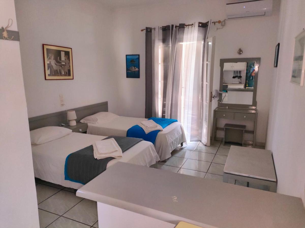 Dolphin Apt & Studios -Next To The Beach Roda  Luaran gambar